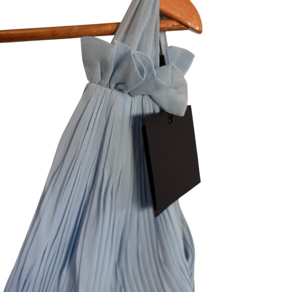 NEW IEENA BY MACDUGGAL Women's 55321 Sleeveless Pleated Deep V-Neck Chiffon Gown - Picture 6 of 7